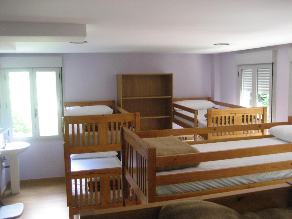 Albergue Turistico Rio Aragon Канфранк Номер фото